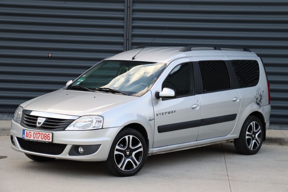 Vand Logan Mcv 2012 euro 5 Diesel  7 locuri