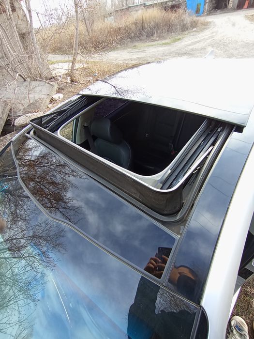 автомобиль Kia k7 2016