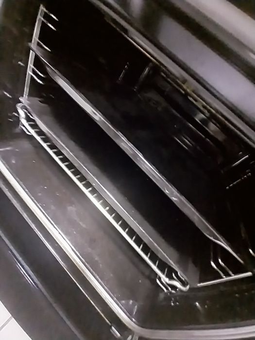 Духовка почти новая