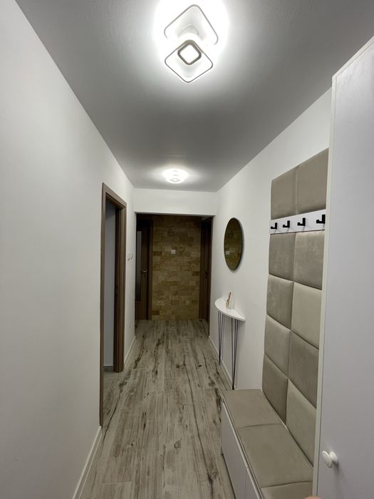 PF închiriez ap cu 2 camere, zona Big