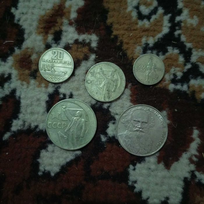 Продам монеты моветские