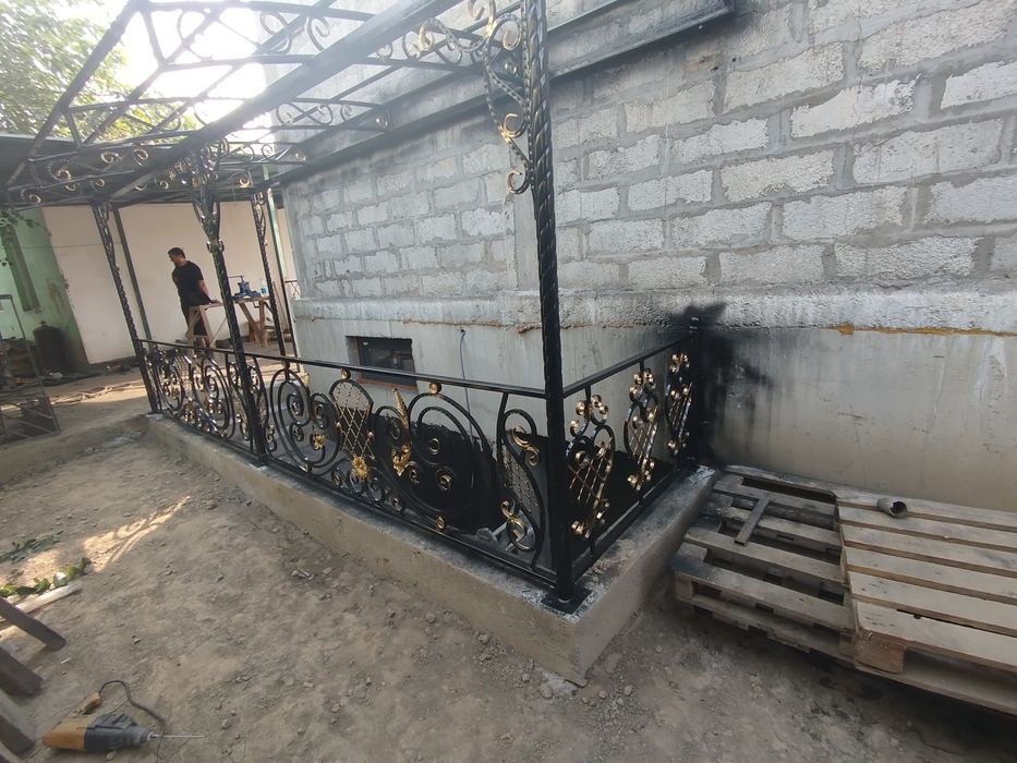 Решетки оконные  решетки