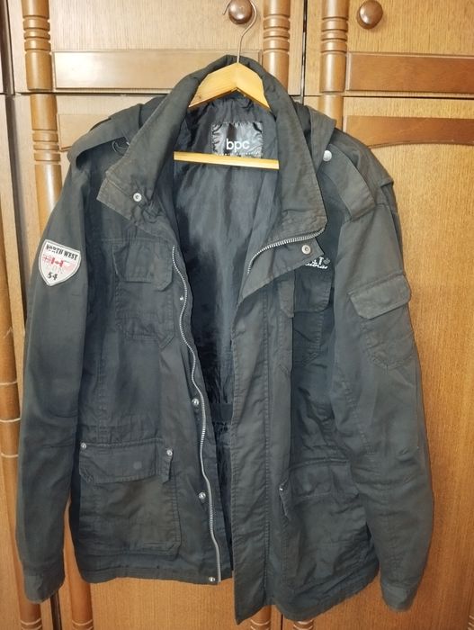 Продам Ветровку.