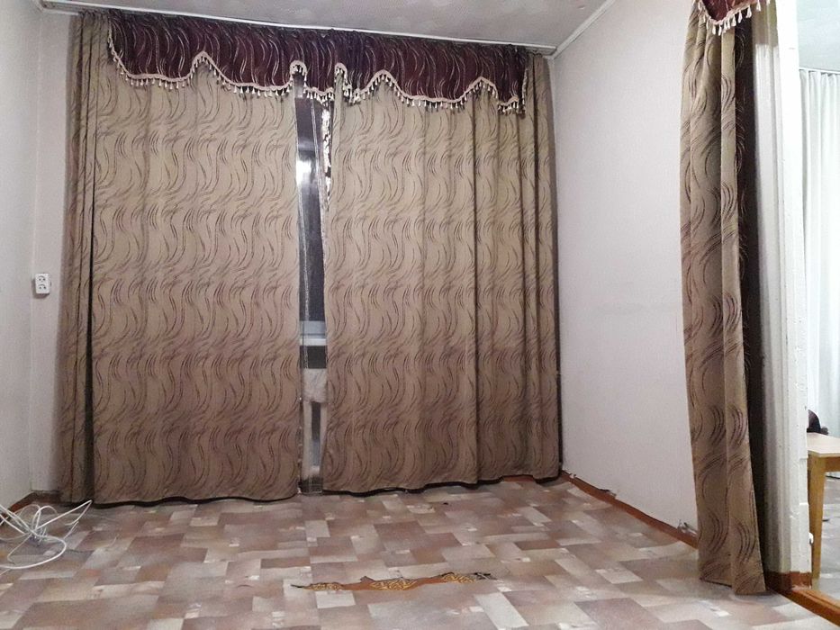 Продаются 2 комнаты в коммунальной квартире в Центре Караганды