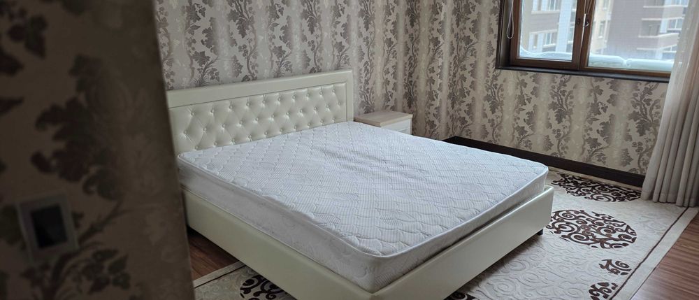 Кровати с матрасом, 180/200