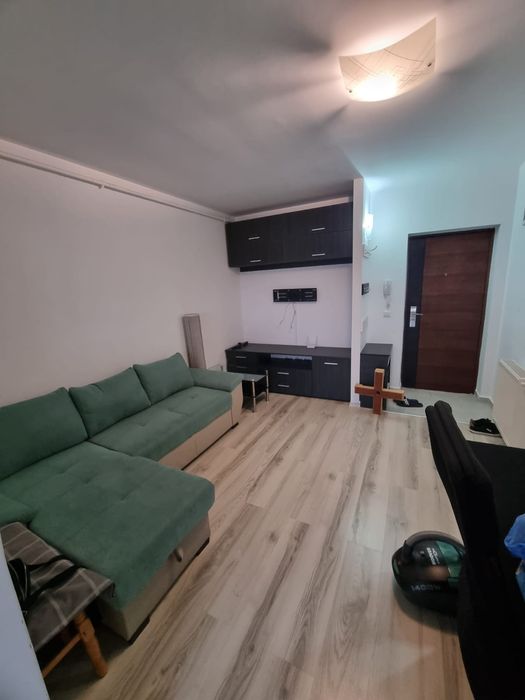 Închiriez apartament 2 camere în Magnolia