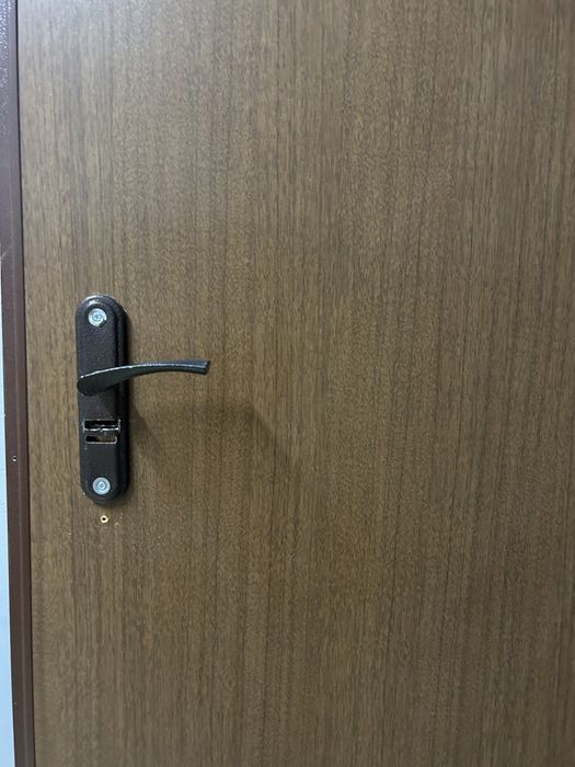 Бронированная дверь в идеальном состоянии