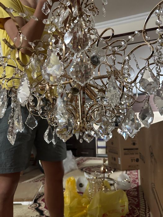 Продам люстры  для дома и квартир