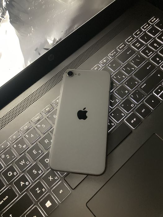 Iphone See 2022