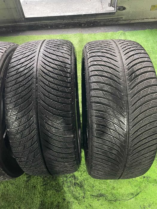 Anvelope iarnă 255/40/20 - 235/45/20 Michelin
