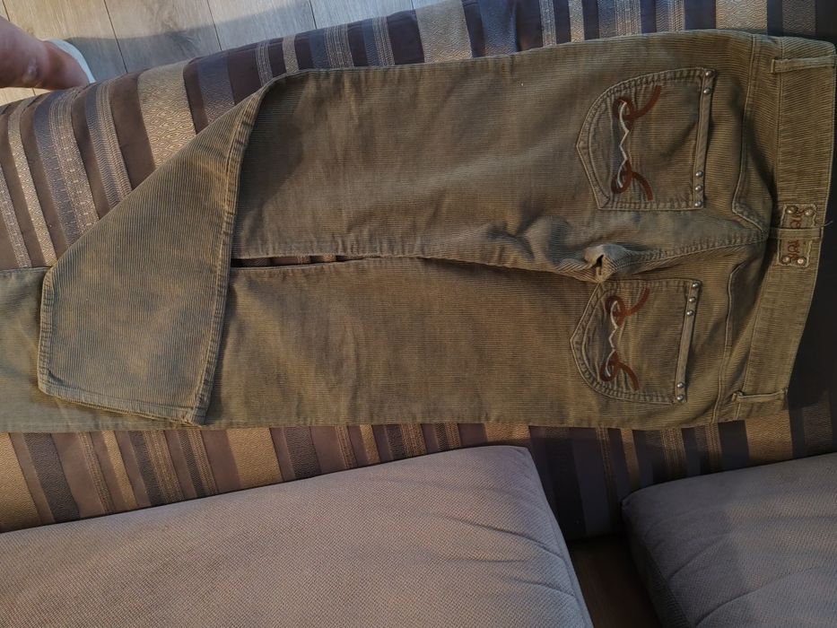 Продам женскую одежду