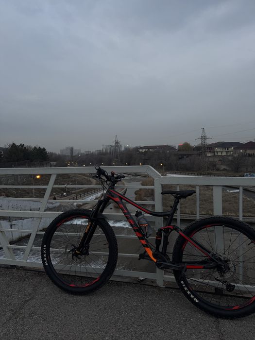 Giant Stance 2 2019 M | deore + slx