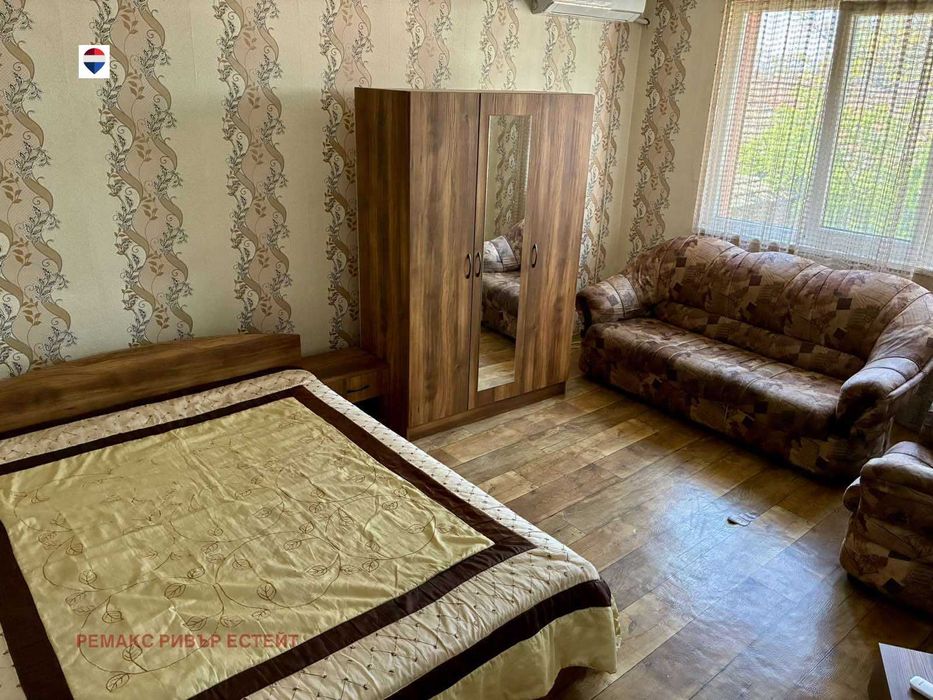 Дава се под наем Едностаен апартамент в Русе, Тракцията - 42 кв.м за 134.64 € - Снимка #3