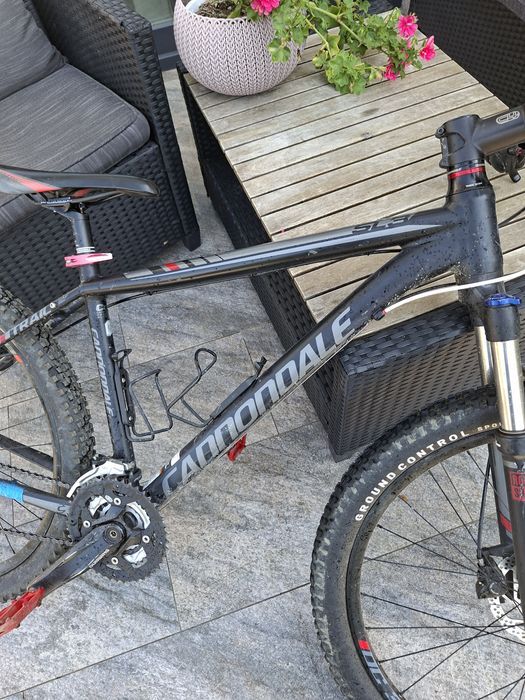 MTB Cannondale Trail 5 detalii in descriere