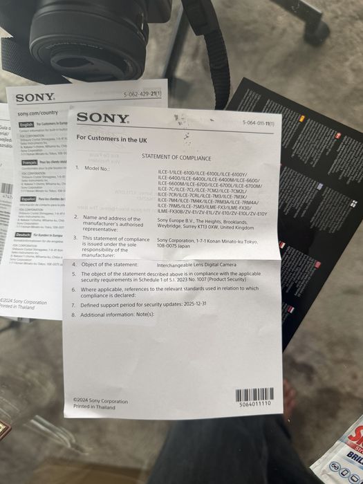 Sony ZV E10 cu obiectiv 16 50 mm stare impecabila