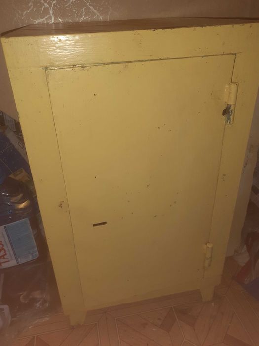 Продам  сейф  советский