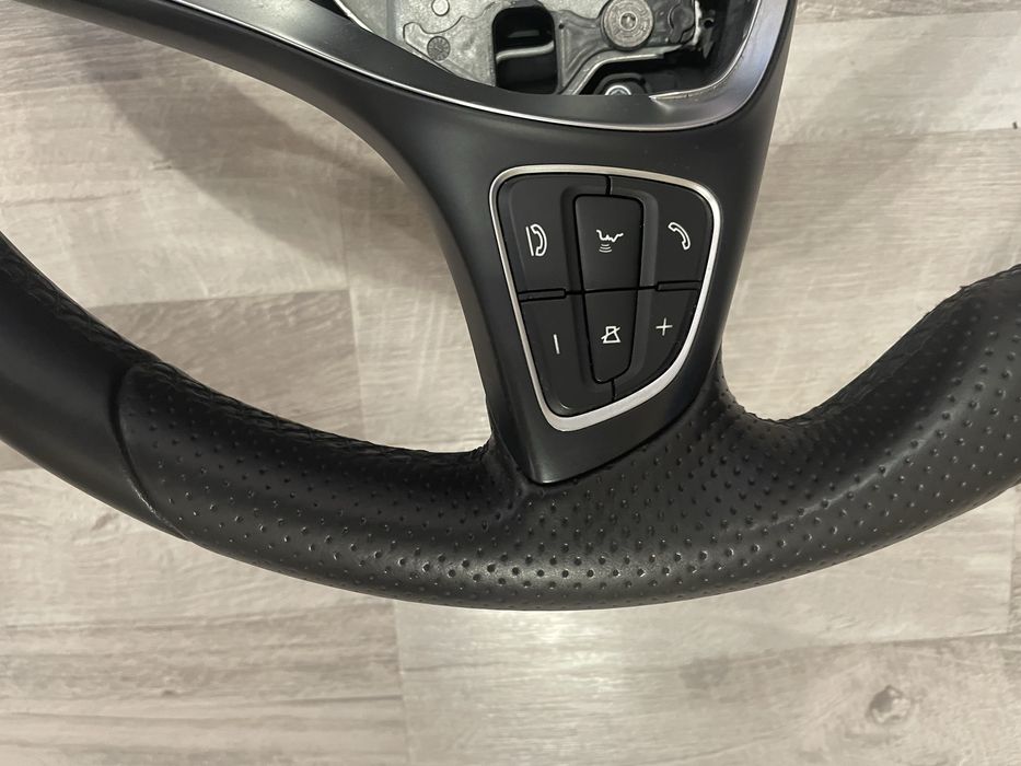 Mercedes волан за w205 w166 w122 - без/с пера