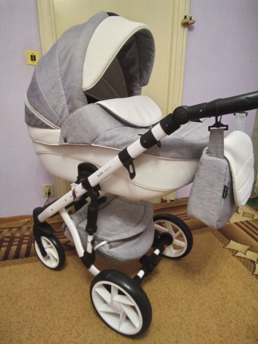 Детская коляска.
