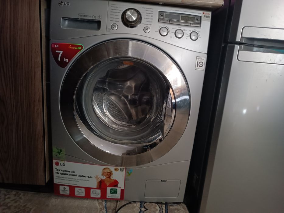 Стиральная машина автомат  LG