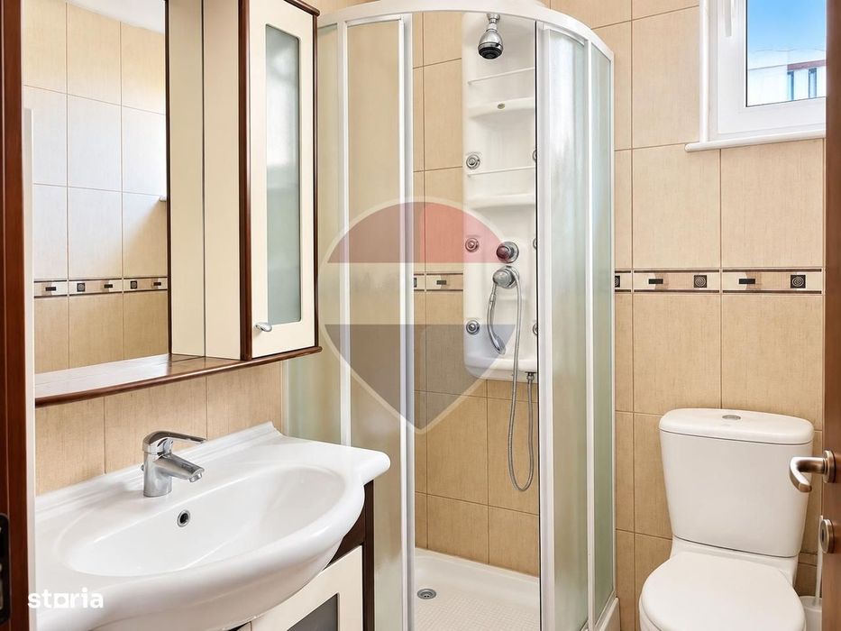 Apartament 3 camere de inchiriat | Singur pe palier |