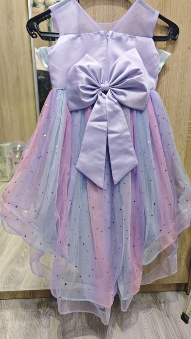 Продам нарядное платье на рост 110см