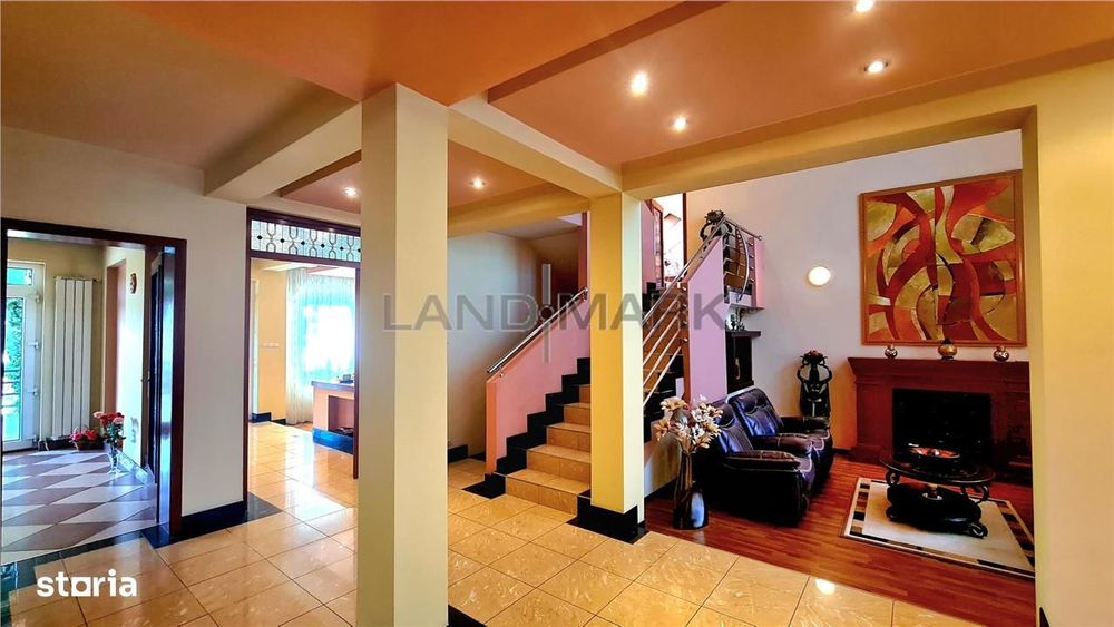 Vila de vanzare Timisoara, 4 dormitoare, piscina, garaj dublu