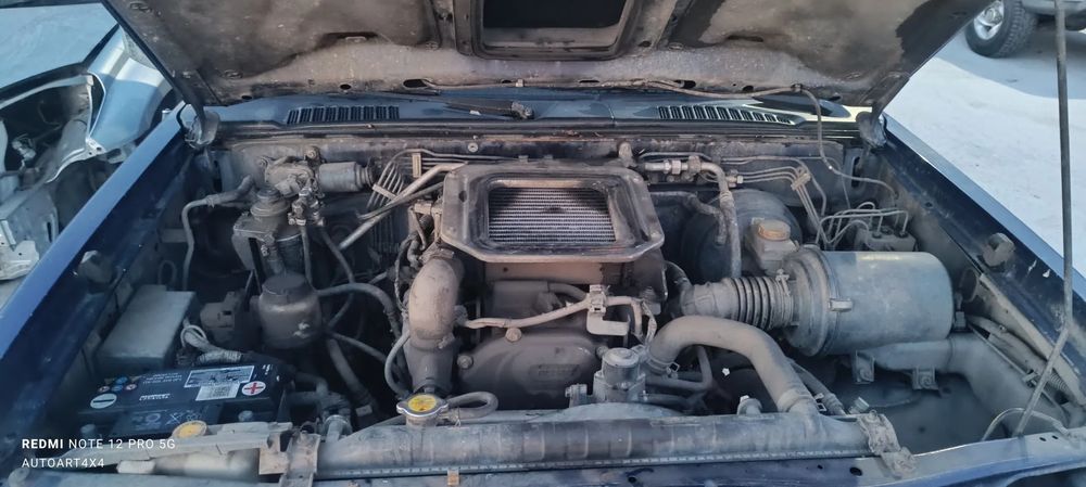 Dezmembrez Nissan Navara D22/ 2,5d/3.0d