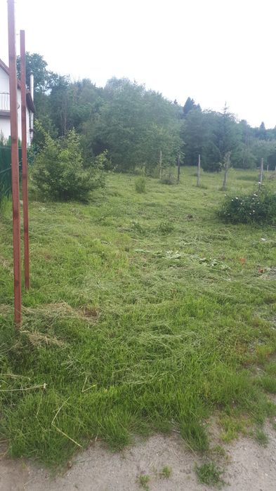 Teren la 50 m de Castelul de Lut si Povestea Calendarului