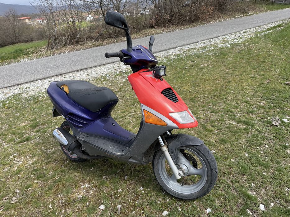 Априлия ср 50 в добро състояние
