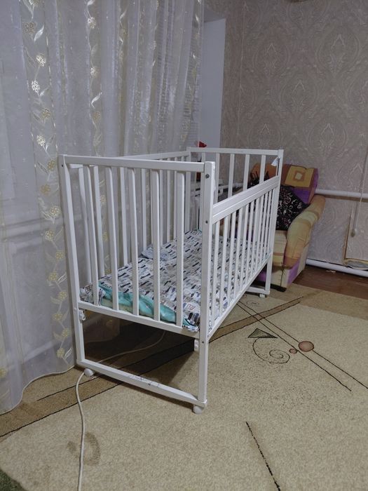 Продам манеж детский