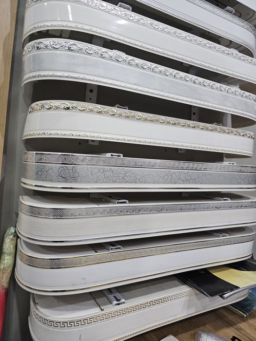 Карниз багетный для шторы