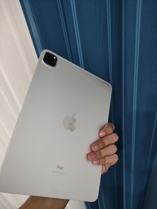 Срочно сотилад Apple Ipad 11 pro