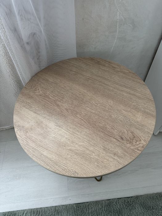 Продается журнальный столик