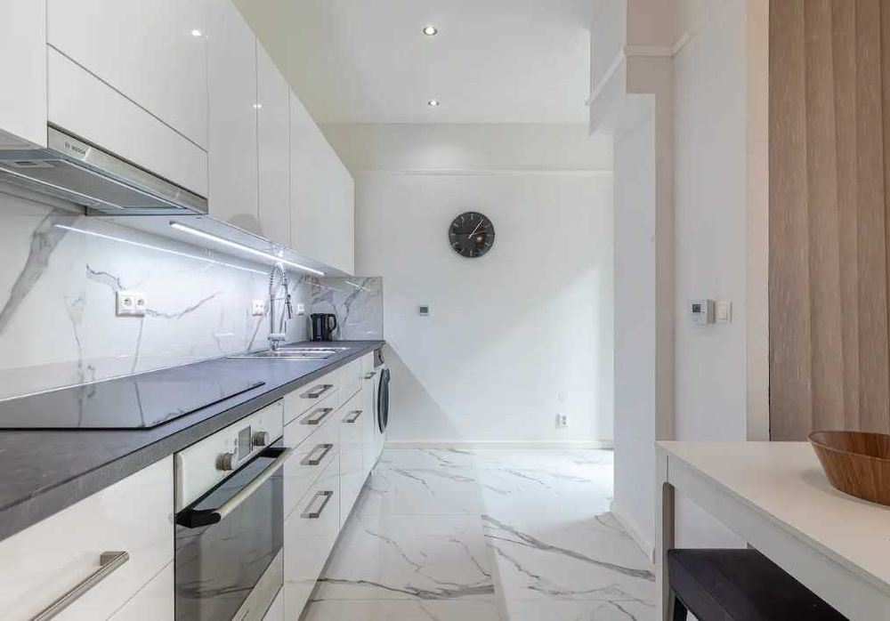 Дава се под наем Двустаен апартамент в Пловдив, Тракия - 59 кв.м за 255 € - Снимка #4