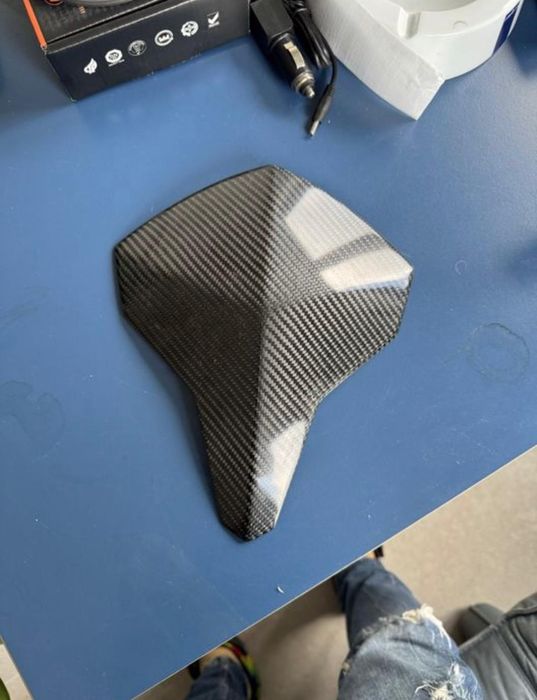 Windshield  din carbon Benelli tnt 1130