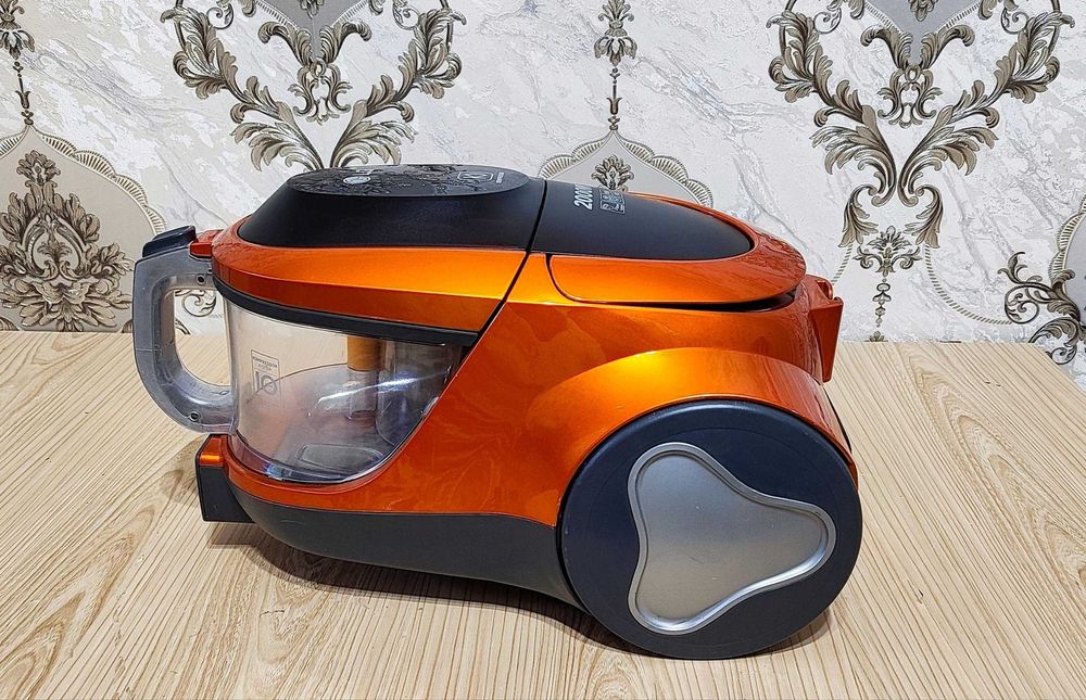 пилесос LG Kompressor