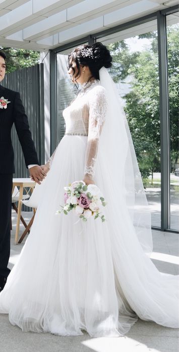 Шикарное свадебное платье