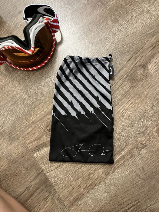 Лыжные очки продаю