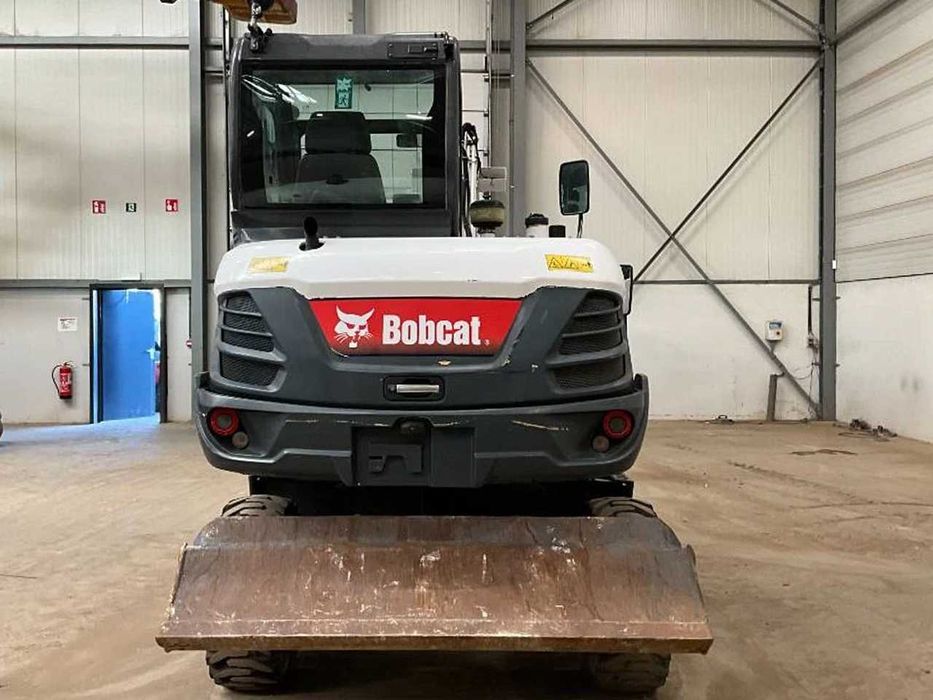 Колесные экскаватор Bobcat E 57 W