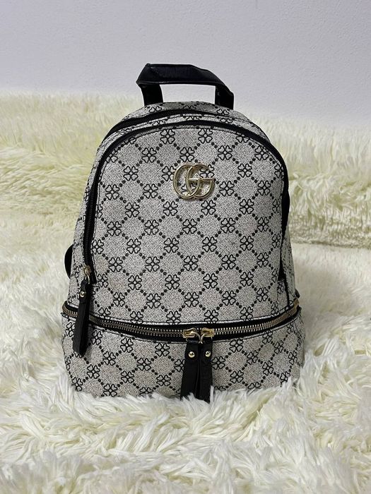 Rucsace dama la super oferta
