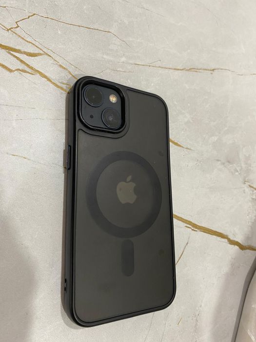 Айфон 13 сатылады