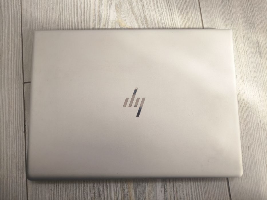 Hp EliteBook 830 G5 i7.