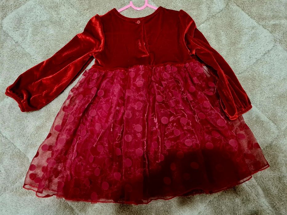 Детска рокля за момиче размер 104/110 нова