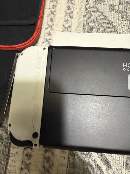 Продам Nintendo Swith OLED