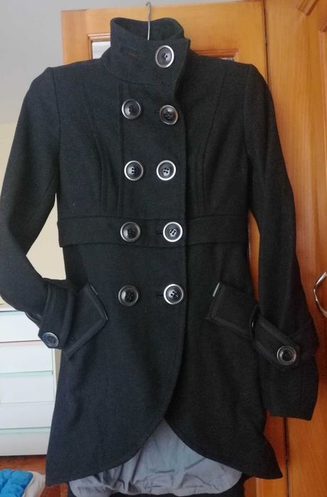 Елегантно дамско палто