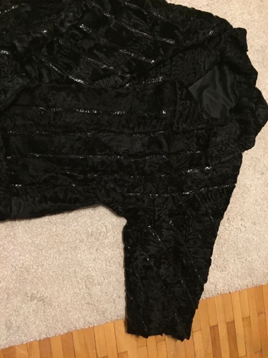 Cojoc nurca cu maneci scurte