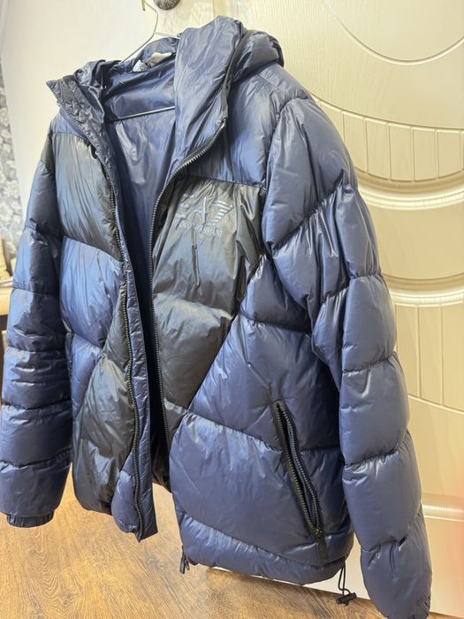 EA7 оригинал пуховик.