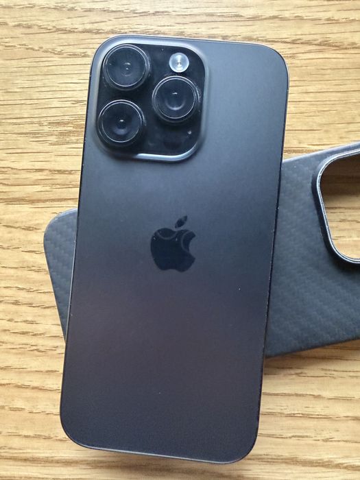 Vând Iphone 16 pro 512gb