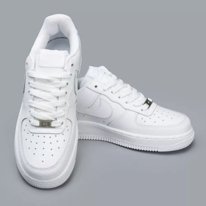 Nike Air Force белые