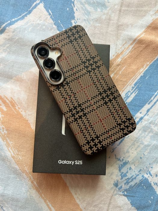 Самсунг S25 12/256gb